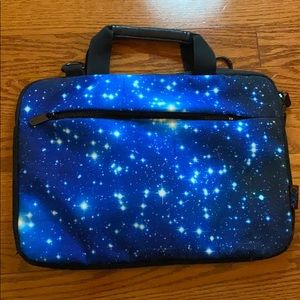 Excellent Condition Galaxy Laptop Carrier